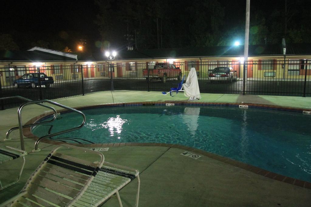 Holiday Terrace Motel Хьюстон Экстерьер фото